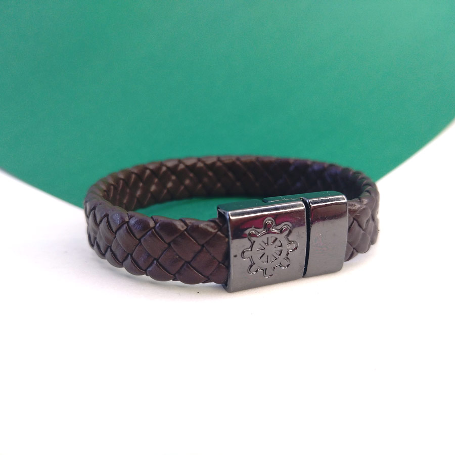 P257 Pulseira de Couro Sintético Fecho Imã Leme Marrom (1) Pulseira de Couro Sintético Fecho Imã Leme Marrom