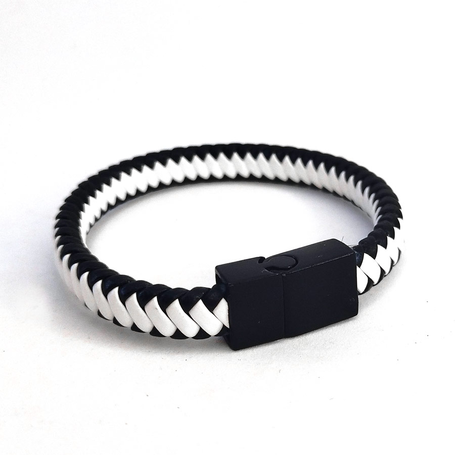 P259 Pulseira de Couro Sintético Fecho Imã - Preto e Branco (2) Pulseira de Couro Sintético Fecho Imã - Preto e Branco