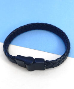 Pulseira de Couro Sintético Fecho Imã - Preto