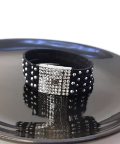Pulseira Preta com Fecho de Strass (Imã)