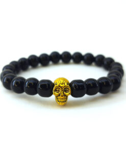 Pulseira de Pérola Negra com Caveira Dourada