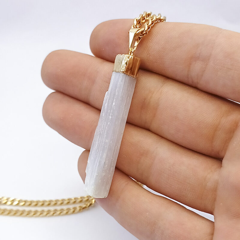 C163 - Colar Pedra Selenita