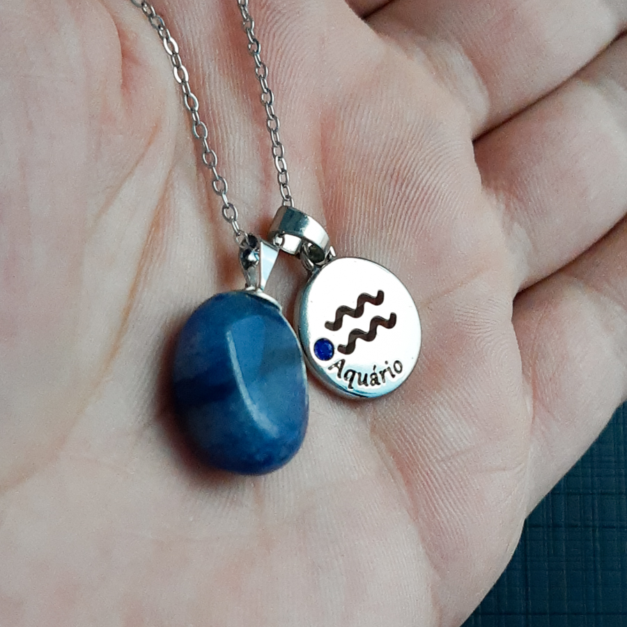 C189 - Colar de Signo Aquário com Pedra Quartzo Azul (3) C189 - Colar de Signo Aquário com Pedra Quartzo Azul