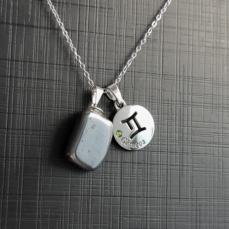 C191 - Colar de Signo Gêmeos com Pedra Hematita