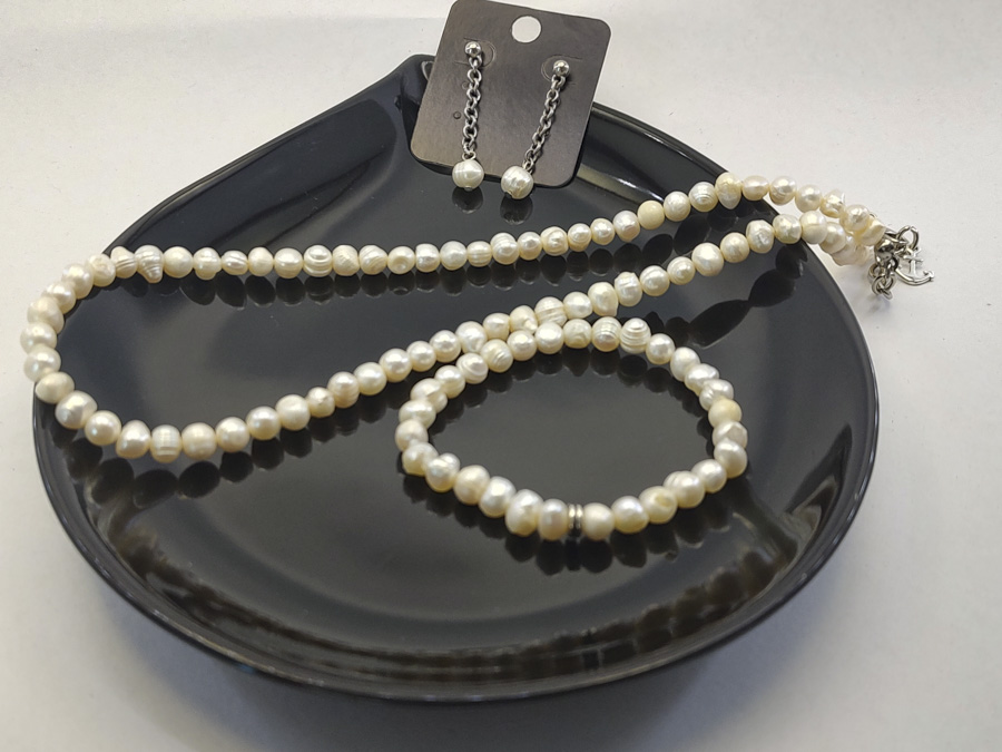 C195 - Colar de Pérolas Sugestão