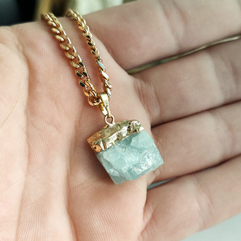 C198 - Colar Pedra Água Marinha