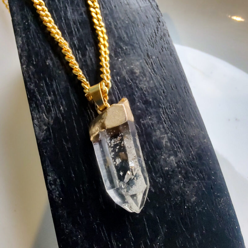 C212 - Colar Quartzo Transparente